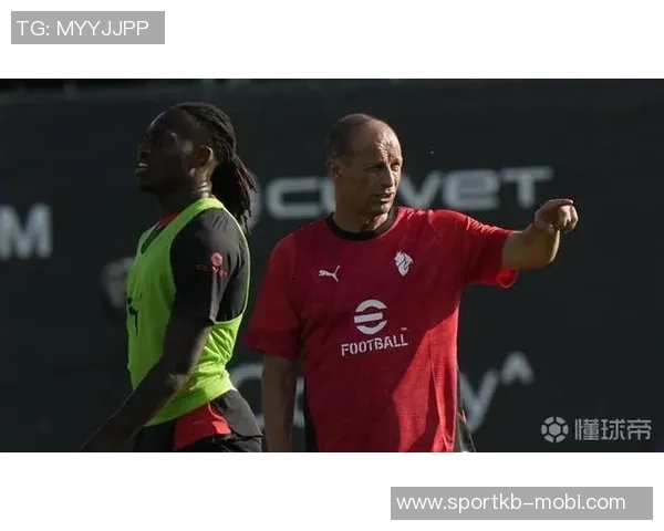 阿莱格里在更衣室严厉批评莱奥直言要其端正态度并努力拼搏