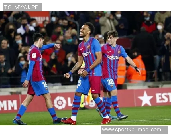 巴萨冬窗引援策略宁缺毋滥力求重现奥巴梅扬成功案例 巴萨冬窗引援策略宁缺毋滥力求重现奥巴梅扬成功案例